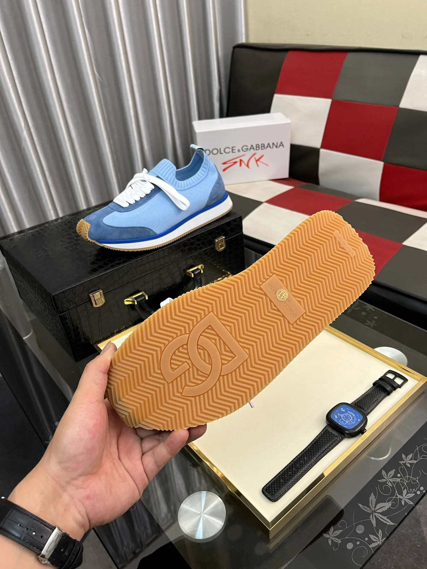 Men's Men's Shoes💰420⌚️⌚️••Dolce&Gabbana••DG✔️High-end men's sports and casual shoes. Original goods from top counters. Original imported cowhide, multi-material splicing design ➕Imported cowhide lining, cowhide feet ➕Original TPR elastic outsole. Size: 36-46🔟Colors available